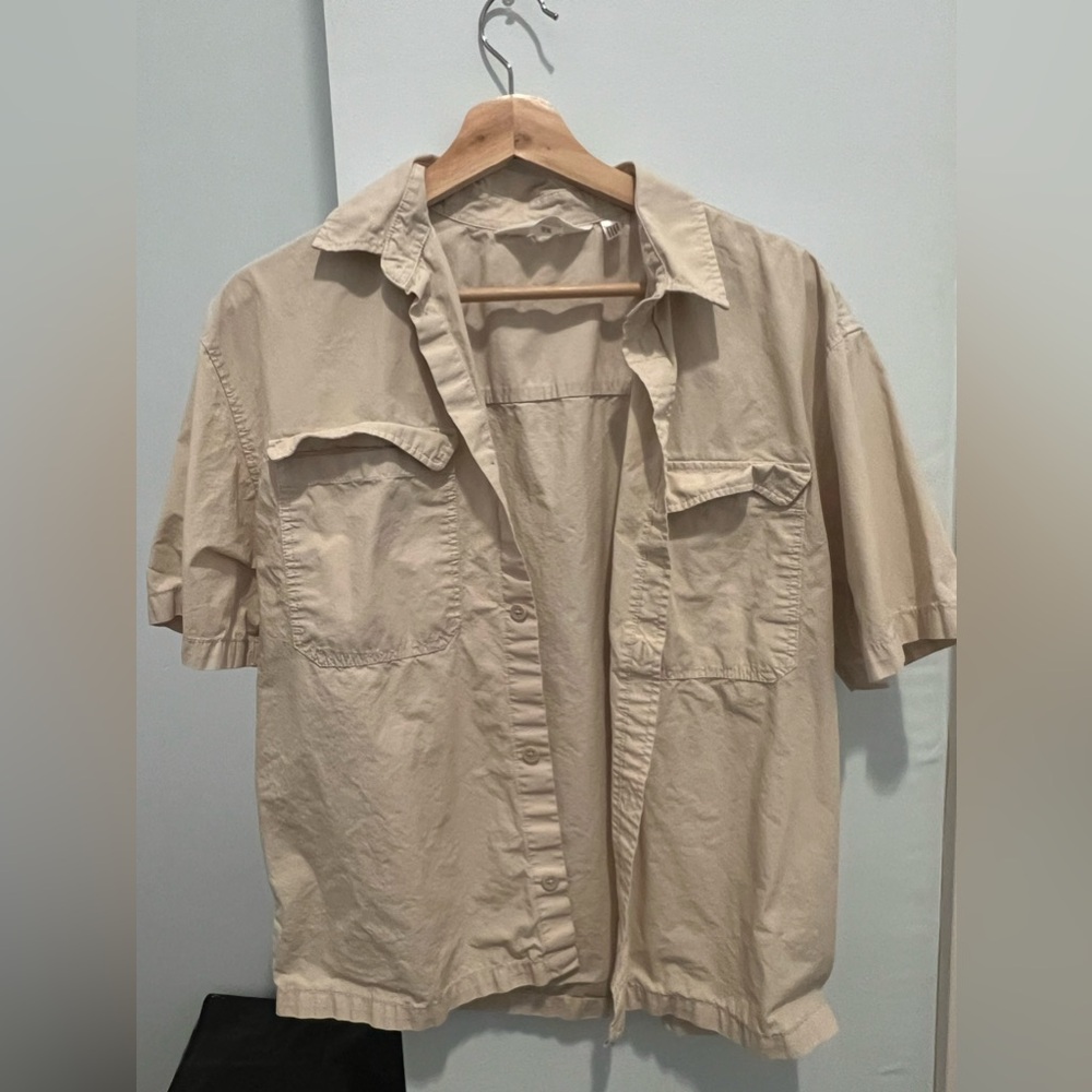 H&M boy’s short sleeve tan/beige button up (oversized!!)